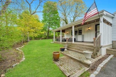 /international/us/79-brooksite-drive-smithtown-ny-110107846380/