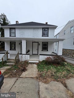 /international/us/48-old-lancaster-road-devon-pa-110109039212/