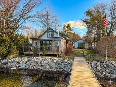 /international/us/68-lemay-road-enfield-me-110107780188/