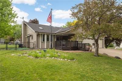 /international/us/14300-princeton-avenue-savage-mn-110108339653/