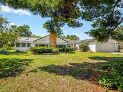 /international/us/11602-florence-avenue-machesney-park-il-110109979435/