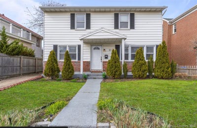 /international/us/311-w-penn-street-long-beach-ny-110104790522/