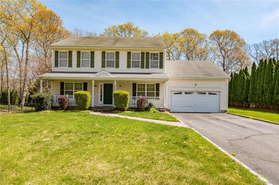 /international/us/108-maple-wood-lane-riverhead-ny-110107663027/