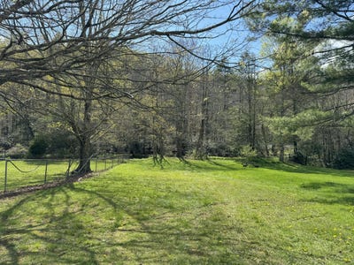 /international/us/5744-w-midland-trail-charmco-wv-110100264301/