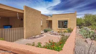 /international/us/724-w-rio-san-pedro-green-valley-az-110108391815/
