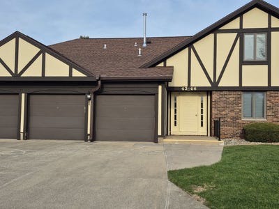 /international/us/43-crystal-court-pontiac-il-110106767455/