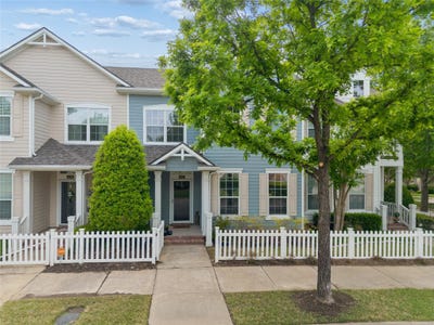 /international/us/6204-crescent-street-north-richland-hills-tx-110107310215/