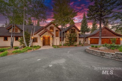 /international/us/1426-club-hill-rd-mccall-id-110108552996/