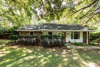 /international/us/5717-san-flora-avenue-ravenel-sc-110108986705/