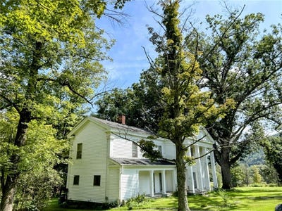 /international/us/810-river-road-sanford-ny-110098334845/