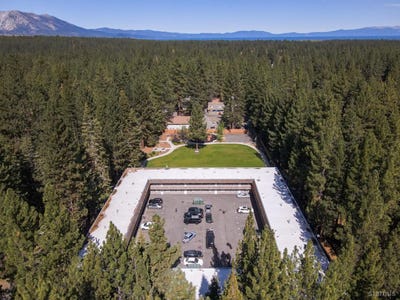 /international/us/1223-bonanza-avenue-south-lake-tahoe-ca-110107488991/
