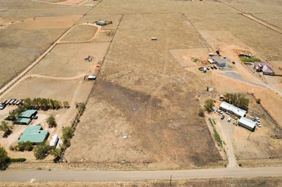 /international/us/30-roach-road-stanley-nm-110108409927/