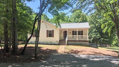 /international/us/3959-diamond-hill-road-moneta-va-110108029475/