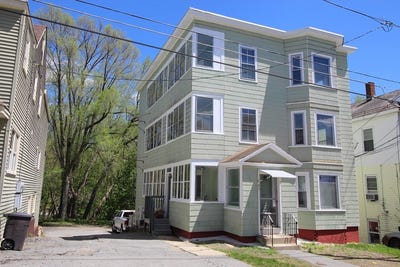 /international/us/71-ash-st-gardner-ma-110107983572/