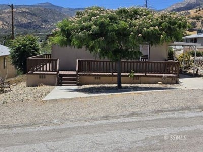 /international/us/15-cypress-way-wofford-heights-ca-110109156192/