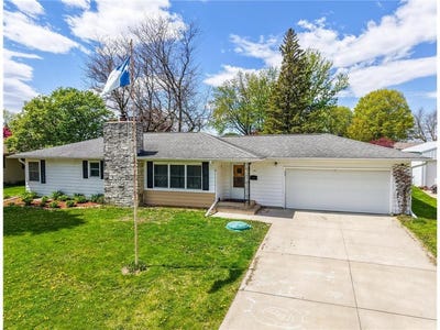 /international/us/301-5th-ave-nw-dodge-center-mn-110107936245/
