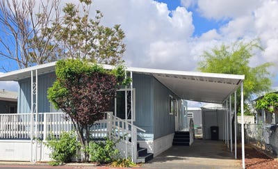 /international/us/1455-s-state-st-hemet-ca-110103681623/