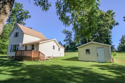 /international/us/16620-church-street-marcellus-mi-110110405852/