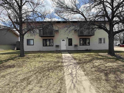 /international/us/608-se-18th-avenue-minot-nd-110108741937/