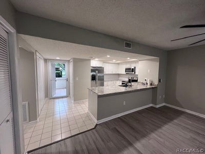 /international/us/4-cypress-run-homosassa-fl-110108579388/