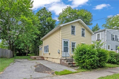 /international/us/631-smith-street-rochester-ny-110101095731/