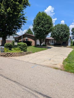 /international/us/2213-woodcrest-drive-wheelersburg-oh-110098854818/
