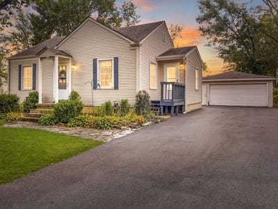 /international/us/52-deerpath-road-merrillville-in-110120577729/