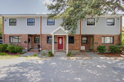 /international/us/134-congress-street-charleston-sc-110119514734/