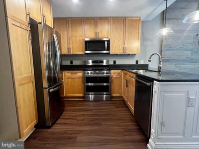 /international/us/820-n-pollard-street-arlington-va-110108342706/