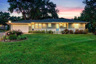 /international/us/5117-prescott-drive-minnetonka-mn-110108707573/