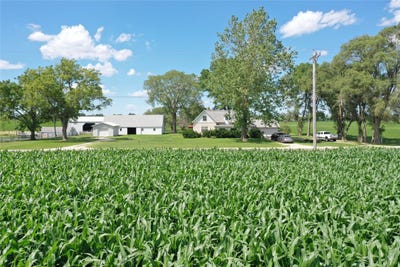 /international/us/17525-old-highway-6-adel-ia-110109028864/