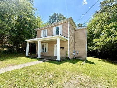 /international/us/419-park-ave-farmville-va-110108360041/