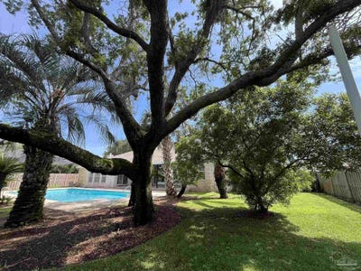 /international/us/1175-mary-kate-dr-gulf-breeze-fl-110108360412/