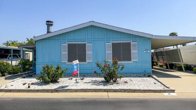 /international/us/1250-n-kirby-st-hemet-ca-110100119525/