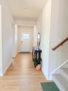 /international/us/1100-landen-creek-lane-zebulon-nc-110108472925/