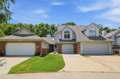 /international/us/6846-oakwood-drive-urbandale-ia-110119440847/
