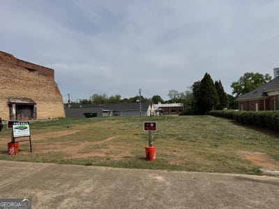 /international/us/112-franklin-e-street-w-hartwell-ga-110107476194/