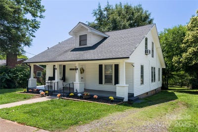 /international/us/282-arlington-street-forest-city-nc-110100303317/?lang=en