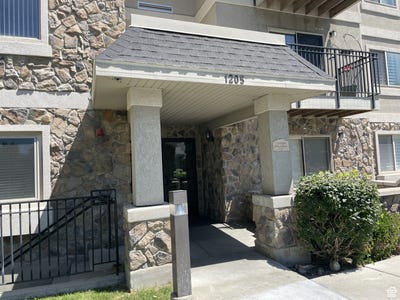 /international/us/1205-e-privet-dr-s-cottonwood-heights-ut-110097020606/