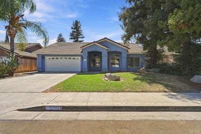 /international/us/4029-e-meadow-visalia-ca-110110295940/