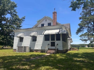 /international/us/30086-statesville-road-newsoms-va-110109243961/