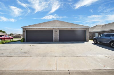 /international/us/5523-itasca-street-lubbock-tx-110120534488/