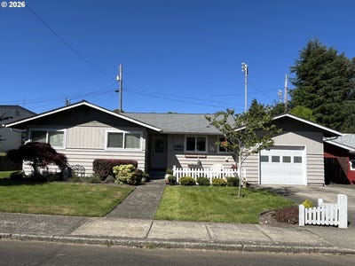 /international/us/2321-arthur-dr-reedsport-or-110109215085/