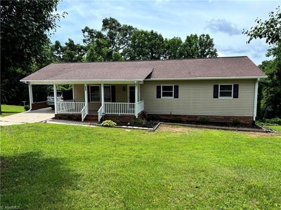 /international/us/337-grassy-creek-drive-state-road-nc-110100319760/