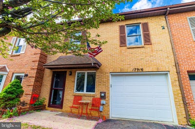 /international/us/17916-clubhouse-drive-hagerstown-md-110107482892/
