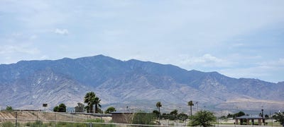 /international/us/stockton-rd-safford-az-110108283144/