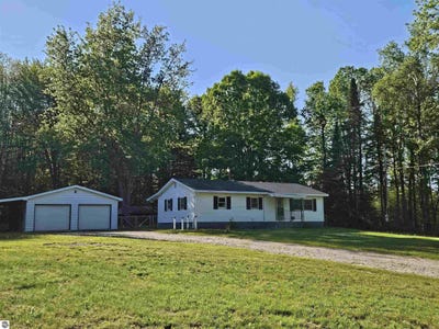 /international/us/4774-s-lachance-road-lake-city-mi-110108412815/