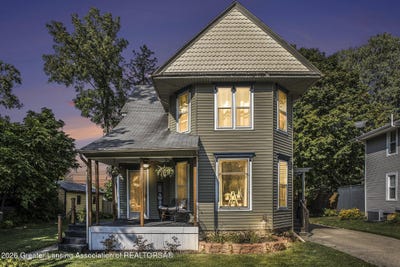 /international/us/305-e-middle-street-williamston-mi-110104881528/