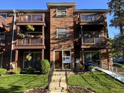 /international/us/14810-s-kilpatrick-avenue-midlothian-il-110108946453/