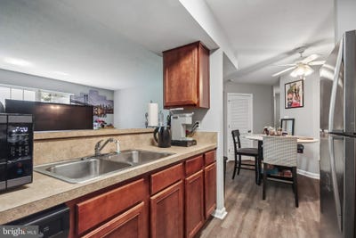 /international/us/11256-torrie-way-bealeton-va-110108543941/